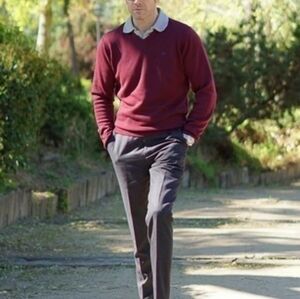 Dockers texture mini diamond V neck sweater color burgundy size XXL